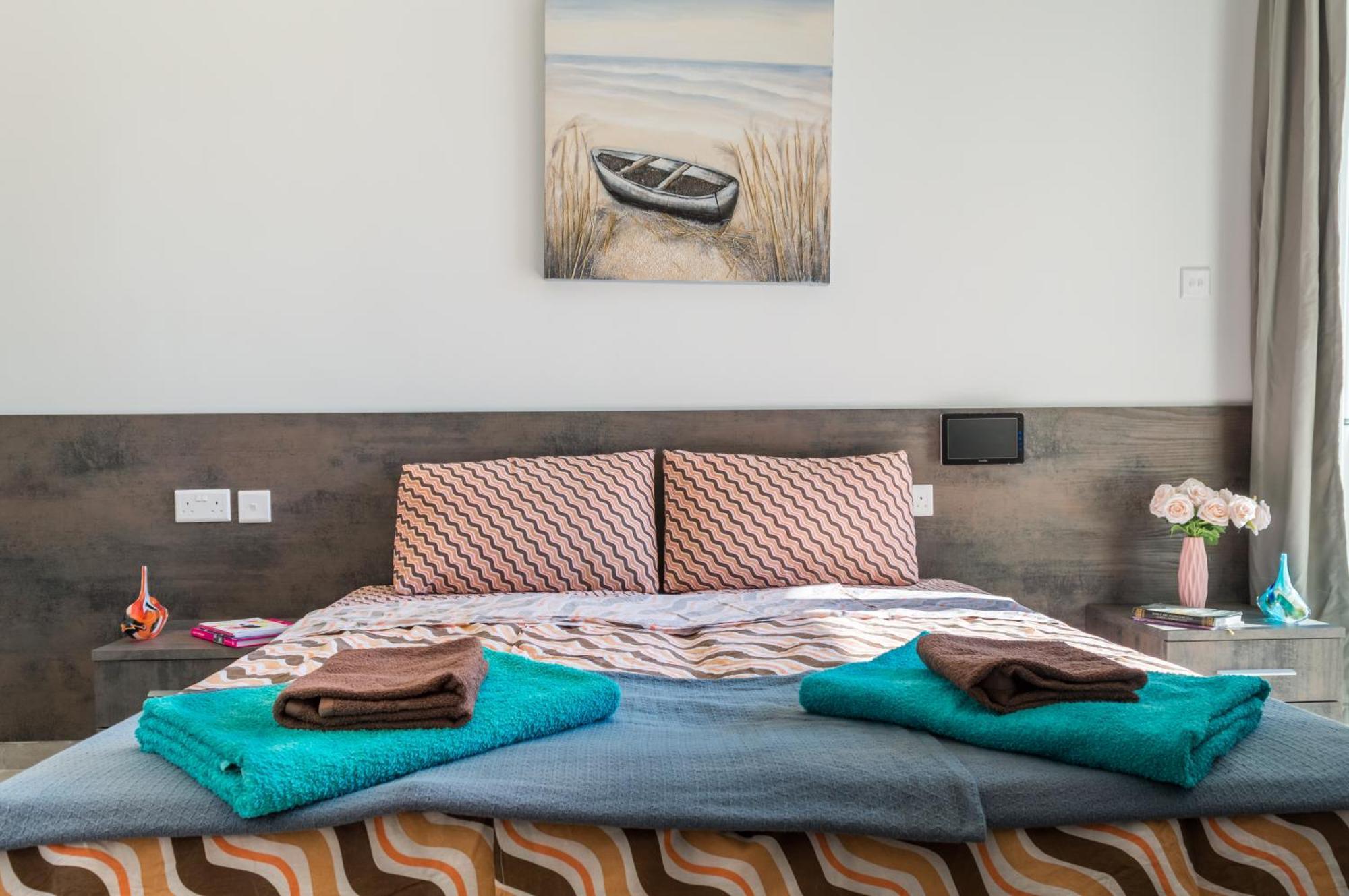 Spacious Brand New Apartment Hc Balcony 3 Bdr 2 Bth Bugibba St. Paul's Bay Dış mekan fotoğraf